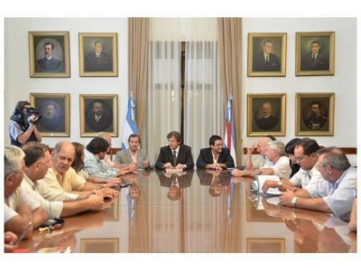 El gobierno anunci� la apertura de las paritarias para empleados estatales