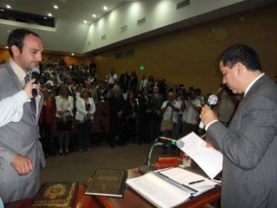 El CD capitalino eligi� autoridades y abri� el per�odo de sesiones ordinarias 2013