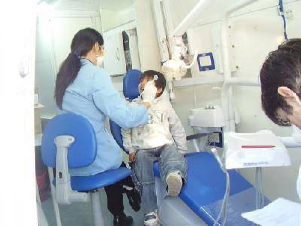 El m�vil odontol�gico asiste a localidades del Interior
