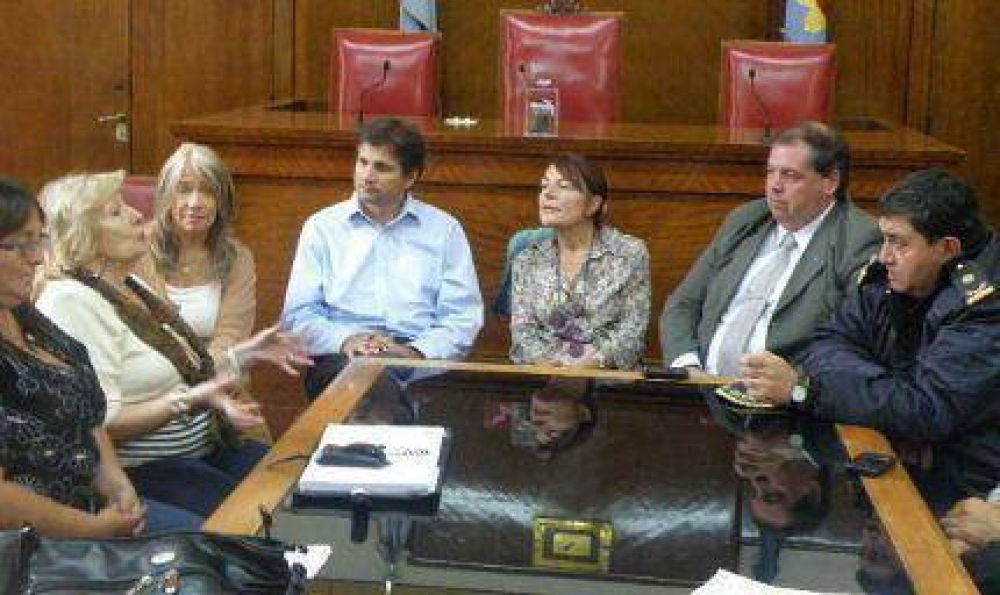 Reuni�n de la Mesa ante el riesgo de la violencia de g�nero 