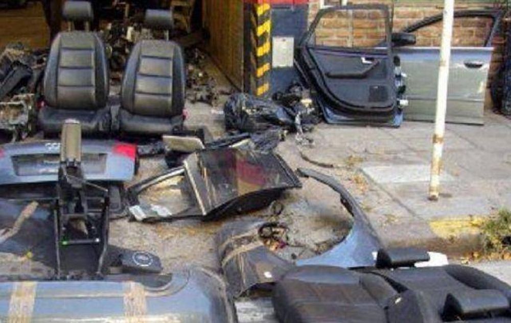Secuestraron 250 toneladas de autopartes en C�rdoba