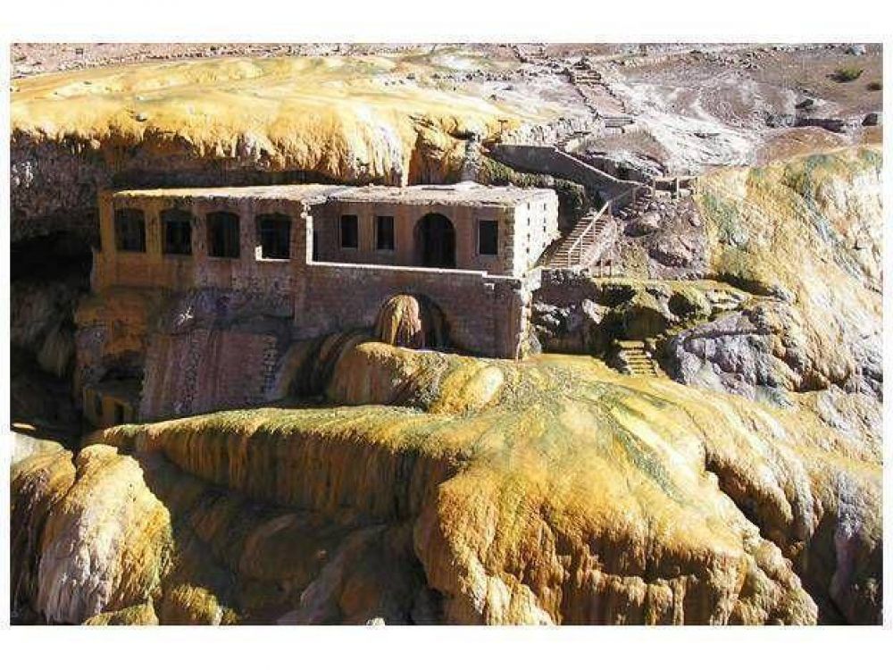 Cataratas y Mendoza, los destinos elegidos por los santafesinos para disfrutar de Semana Santa