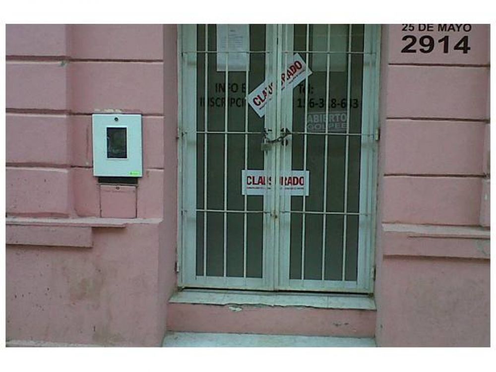 Clausuran un edificio por peligro de derrumbe en el microcentro santafesino