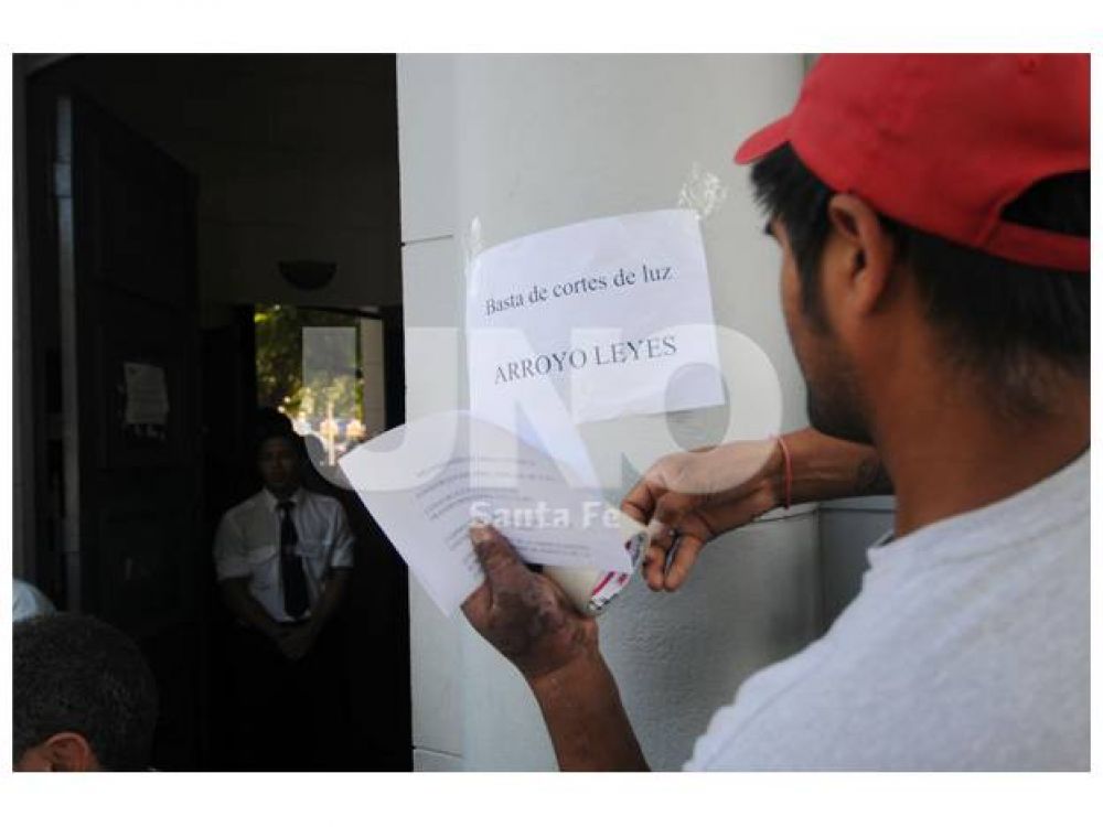 En la costa realizan una volanteada para sumar vecinos al reclamo a la EPE
