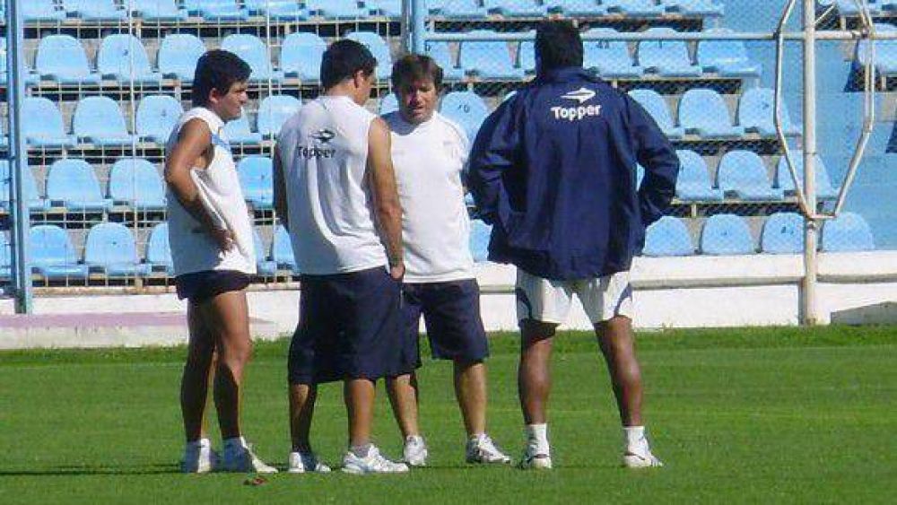 Rodr�guez: �Vamos a ganar con goles de Cobelli y Almerares�