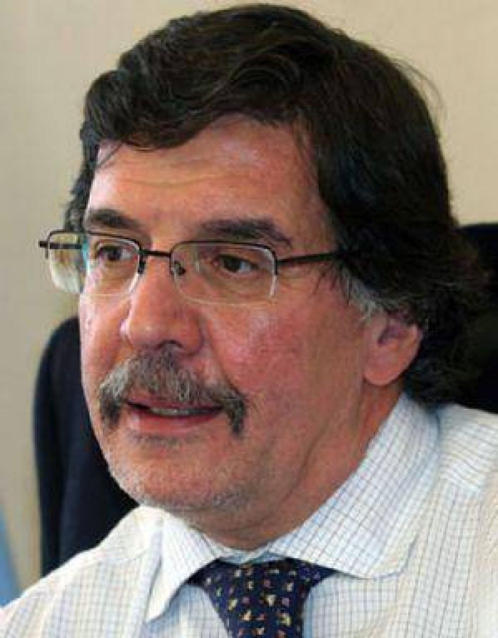 Sileoni confirm� su visita a Santiago