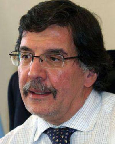 Sileoni confirm� su visita a Santiago
