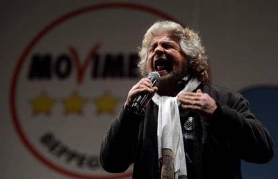 Italia: Beppe Grillo no se deja seducir por nadie