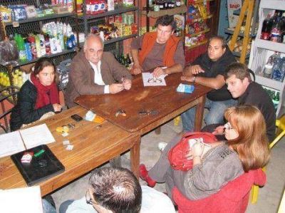 Reuni�n en Sociedad de Fomento Real, Moya y Jard�n se trataron diversos temas de la problem�tica barrial