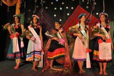 La joven Natalia Jazm�n Obispo es la nueva Reina del Carnaval Provincial