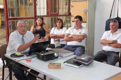 CONTIN�AN LAS CAPACITACIONES PARA INSPECTORES DE TR�NSITO