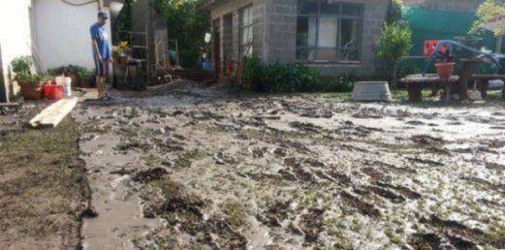 La tormenta golpe� fuerte en zonas como Villa Allende y Mendiolaza