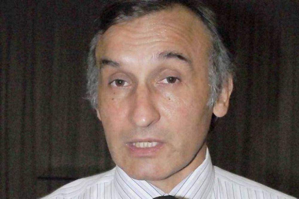 El ministro Soto ratific� que el lunes habr� clases normalmente