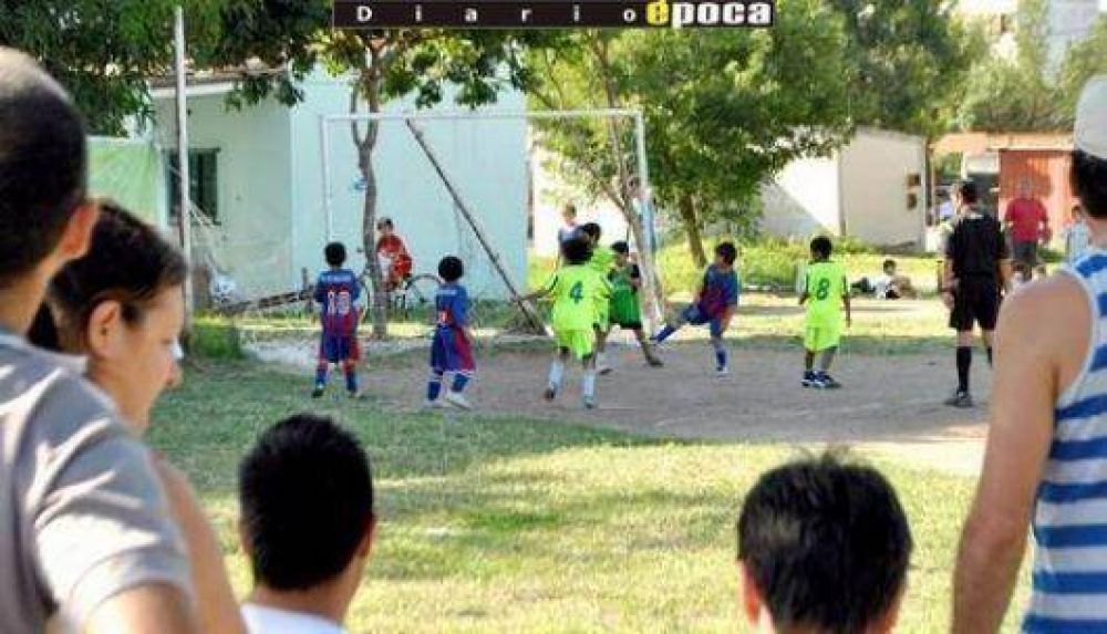 Promueven el deporte en los distintos barrios de la ciudad