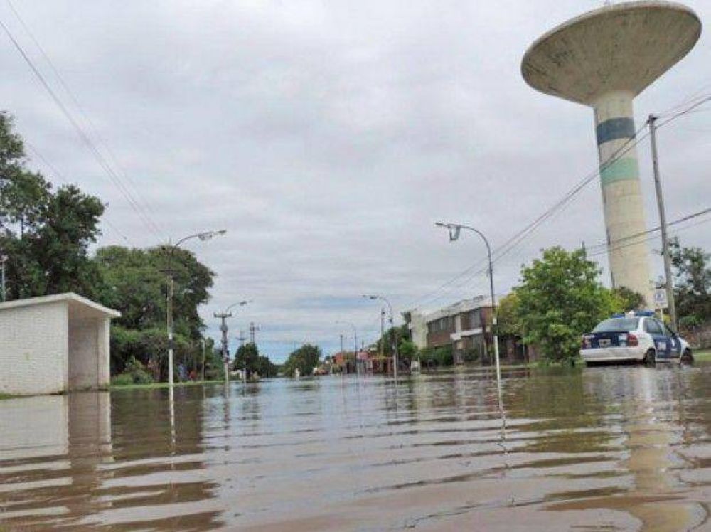 Inundaciones: Funes y Rold�n apuestan a obras clave