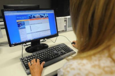 Rutas, az�car y presupuesto borran diferencias