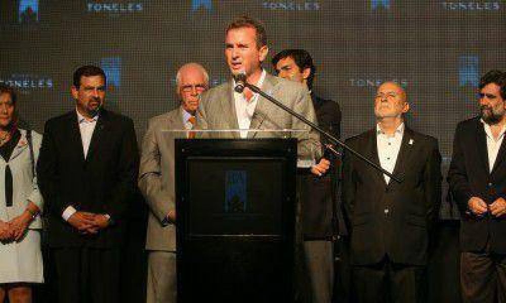 P�rez insisti� en que la re-reelecci�n de Cristina todav�a no est� descartada