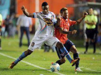 San Mart�n reza por una victoria: Arsenal derrot� a Independiente