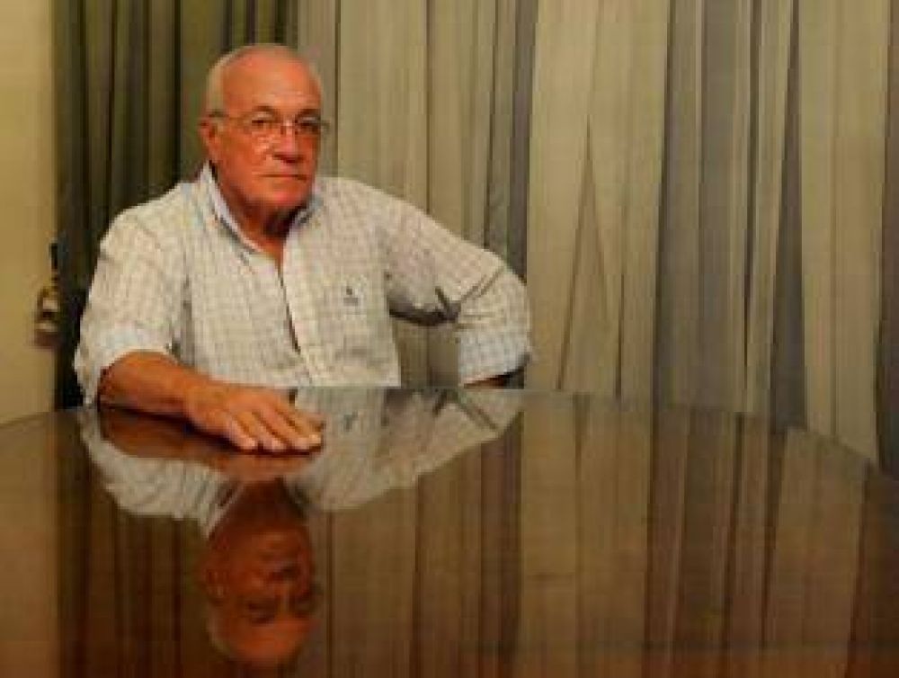 "Me parece que hay Alperovich para rato"