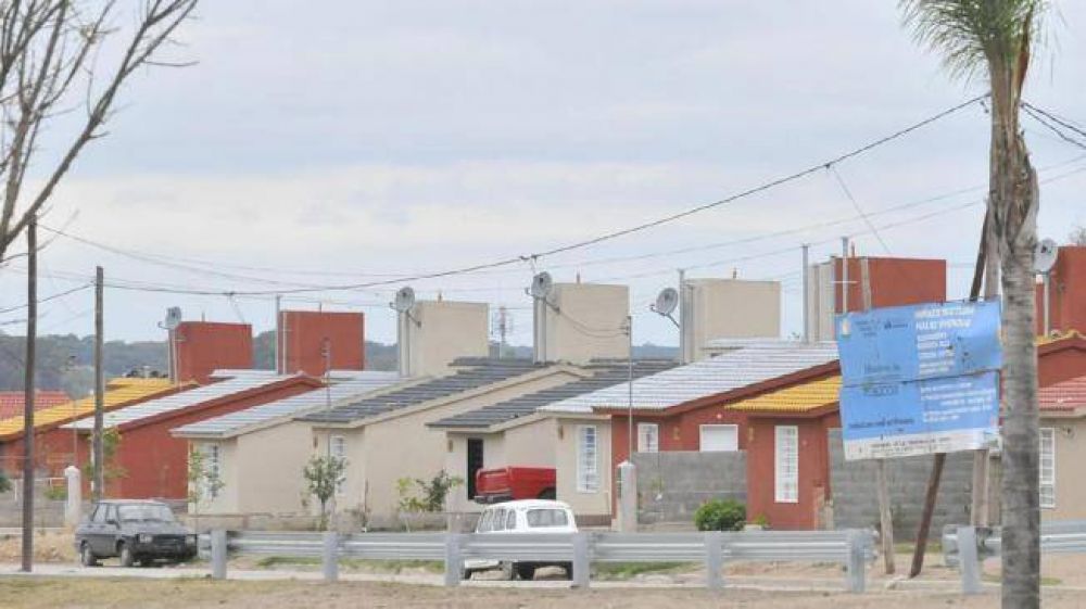 Vivienda: apuran los primeros 250 "kits"
