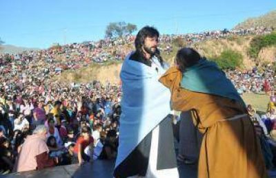 El intendente tafinisto anunci� que "La Pasi�n" se hace s� o s�