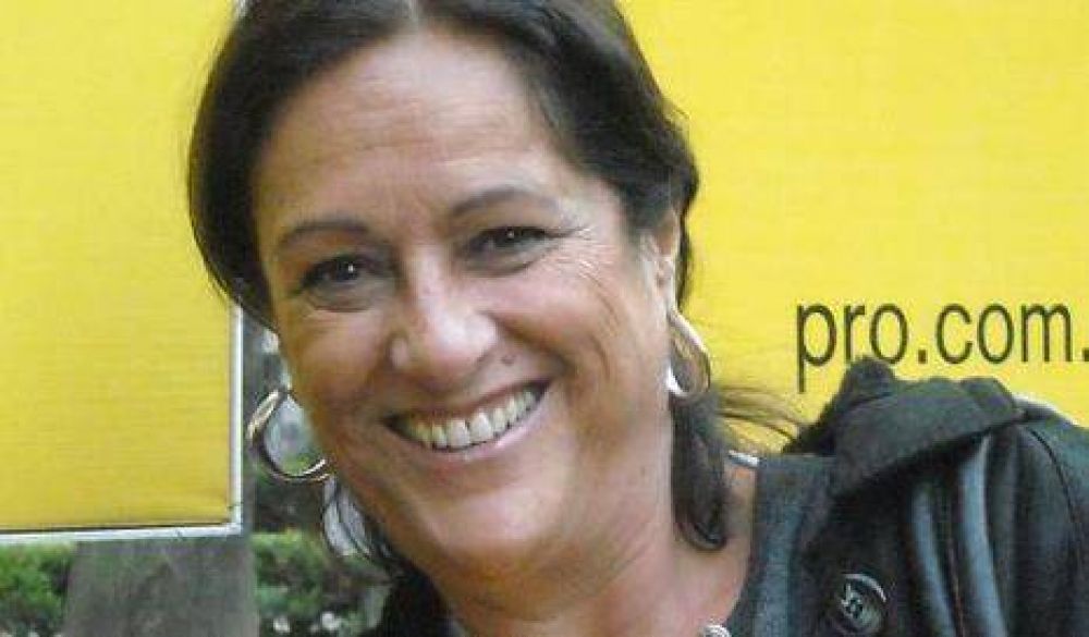 "Hay una diferente visi�n de pa�s"