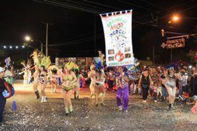 La magia del carnaval hizo bailar a los rawsinos
