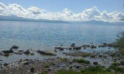 Otra vez... l�quidos cloacales al lago