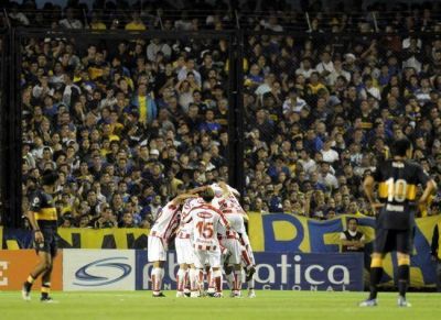 Uni�n dio el batacazo al vencer por 3-1 a Boca en La Bombonera y con la vuelta de Riquelme