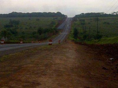 Closs impulsa la autov�a de la Ruta 12 