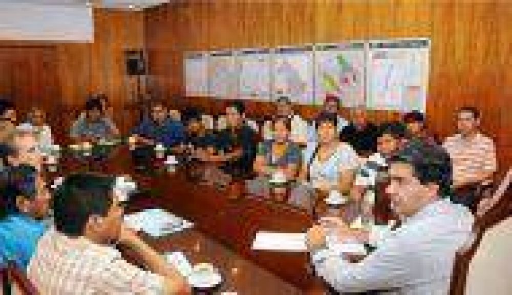 Entregar�n 308.000 hect�reas a comunidades abor�genes