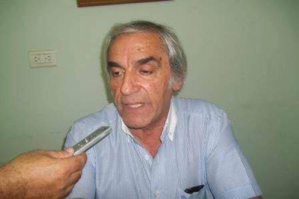 Ra�l Abraham: El conflicto del transporte no se soluciona porque hay una mano negra