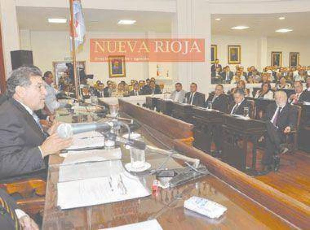 Suma respaldos el mensaje de Beder en la apertura de sesiones