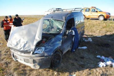 Fatal vuelco dej� como saldo un muerto y tres personas heridas