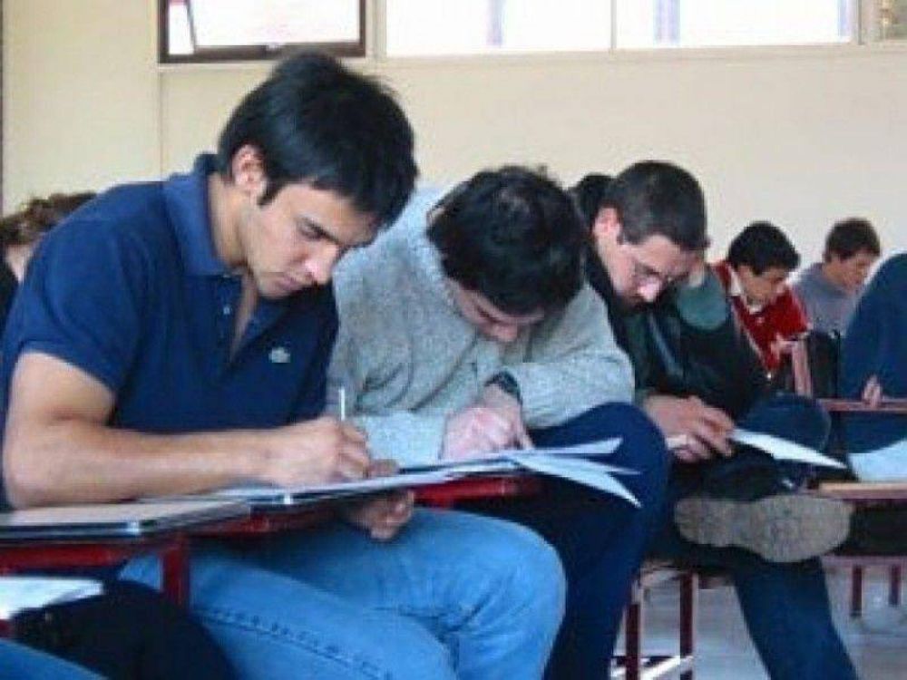 Inscriben para profesorados en Rosario de la Frontera