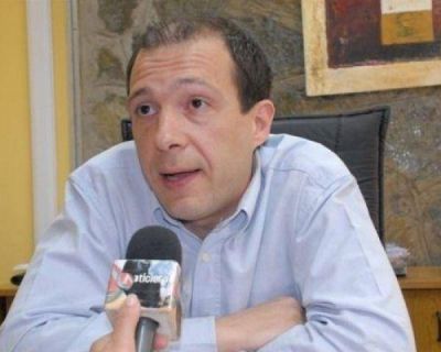 �Estamos trabajando alrededor de un 22% de aumento para los docentes�