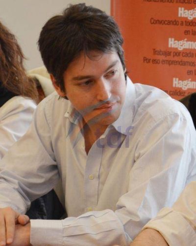 Director del PAMI aclar� que se efectu� el traslado de una afiliada fallecida