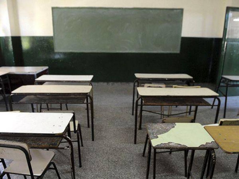 Gesti�n Scioli: Bah�a Blanca inicia una semana sin dictado de clases ni atenci�n en el Penna