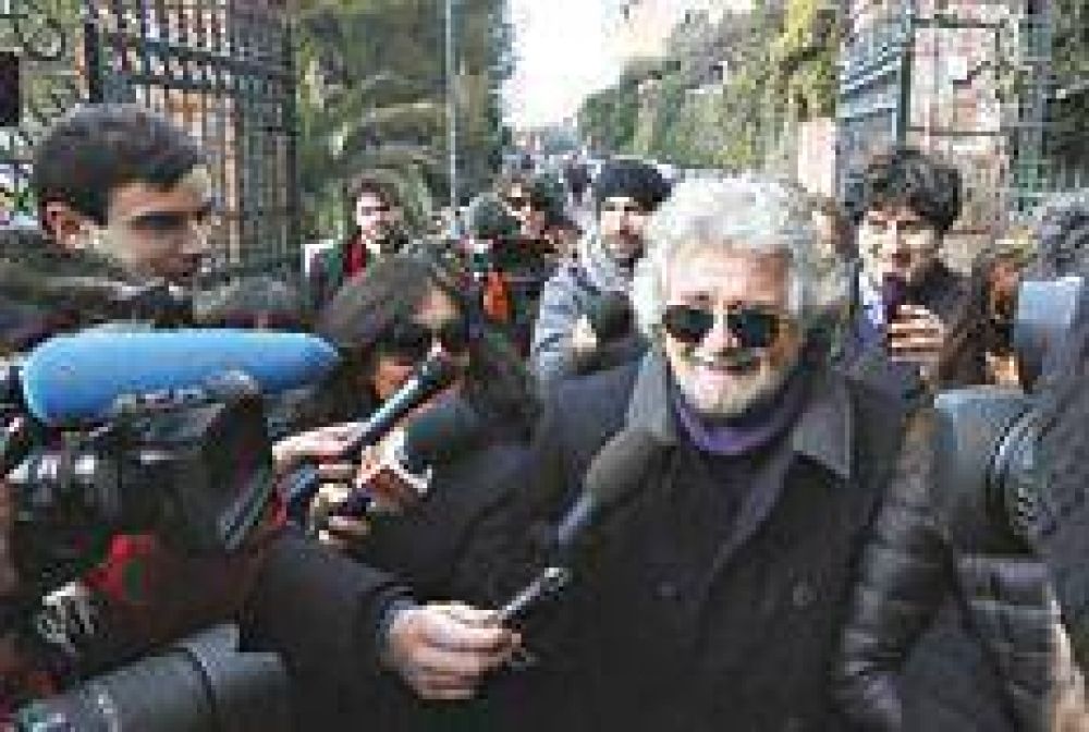 Grillo mantiene su propio cnclave en Roma