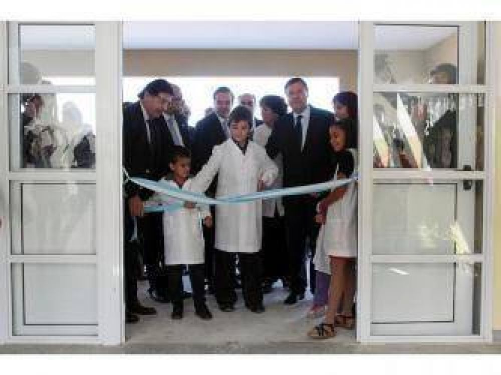 "Hoy hay inclusi�n e igualdad para los 200 mil alumnos rionegrinos"