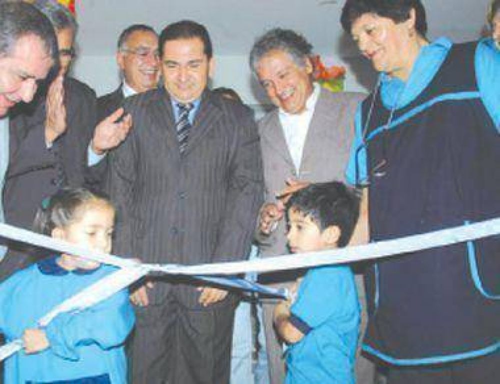 Inauguraron un jard�n de infantes en el sur de Capital