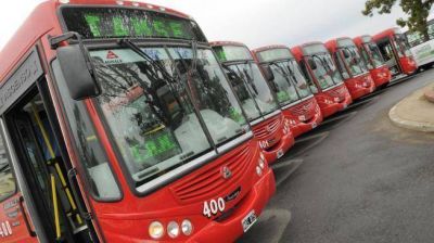 Suman nuevos colectivos, pero ninguno tiene rampa