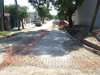  LOMAS | RECLAMO    Exigen que reabran de forma total la calle O� Higgins