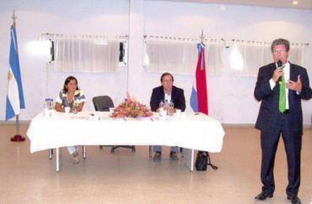 Salud: ampl�an la cobertura del plan Nacer
