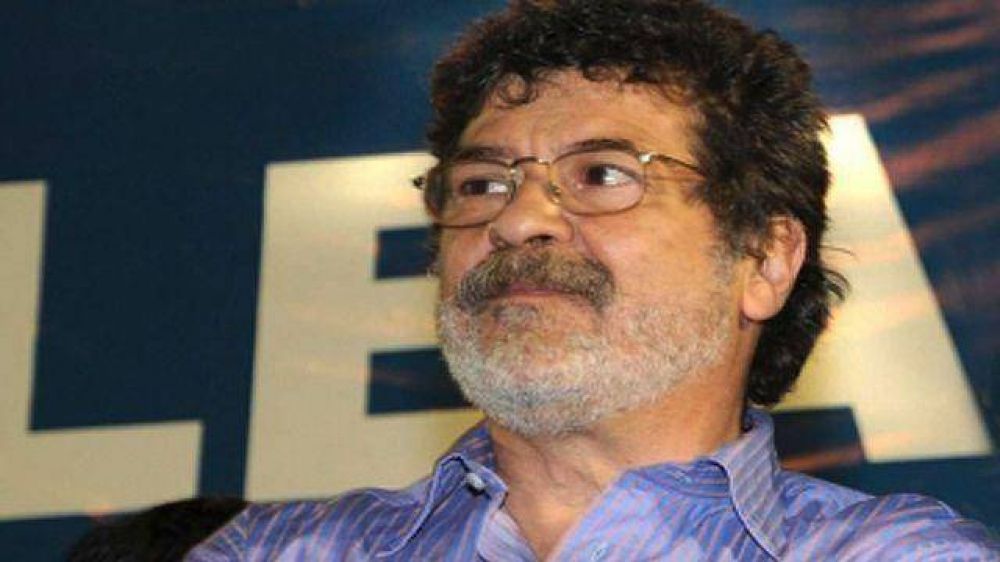 Halle con gui�os al PRO y a De �ngeli	 