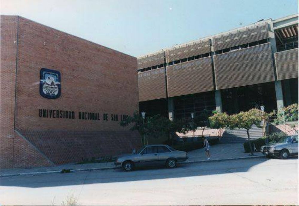 UNSL: docentes piden incremento salarial del 30 por ciento