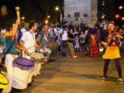 Los teatros, una noche necesaria