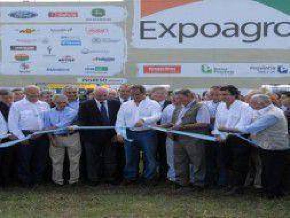Scioli y Bonfatti inauguran Expoagro 2013