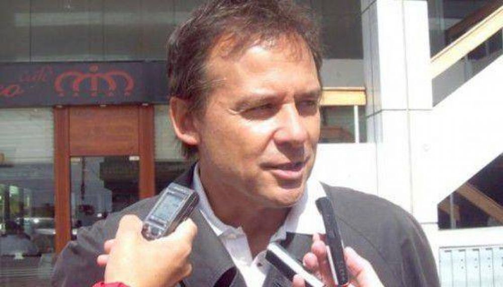 Costa propone que los alimentos b�sicos no paguen IVA