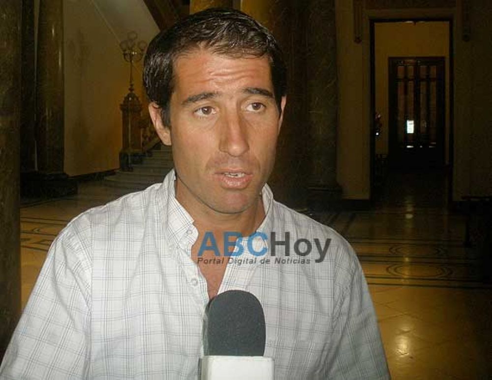 El Intendente pedir� explicaciones a la polic�a por su accionar en la fatal pelea